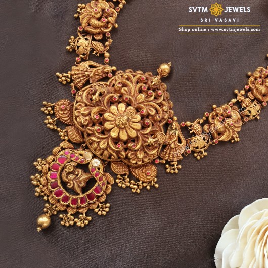 Magnificant Mayur necklace