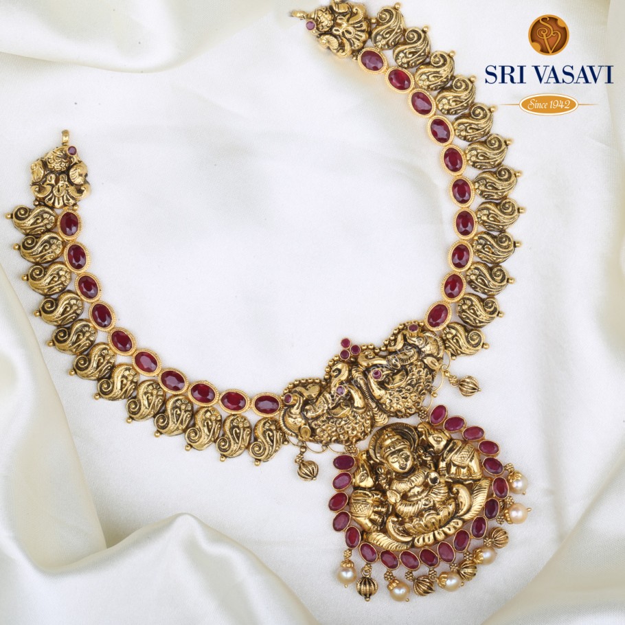 Bhagawati Short Necklace