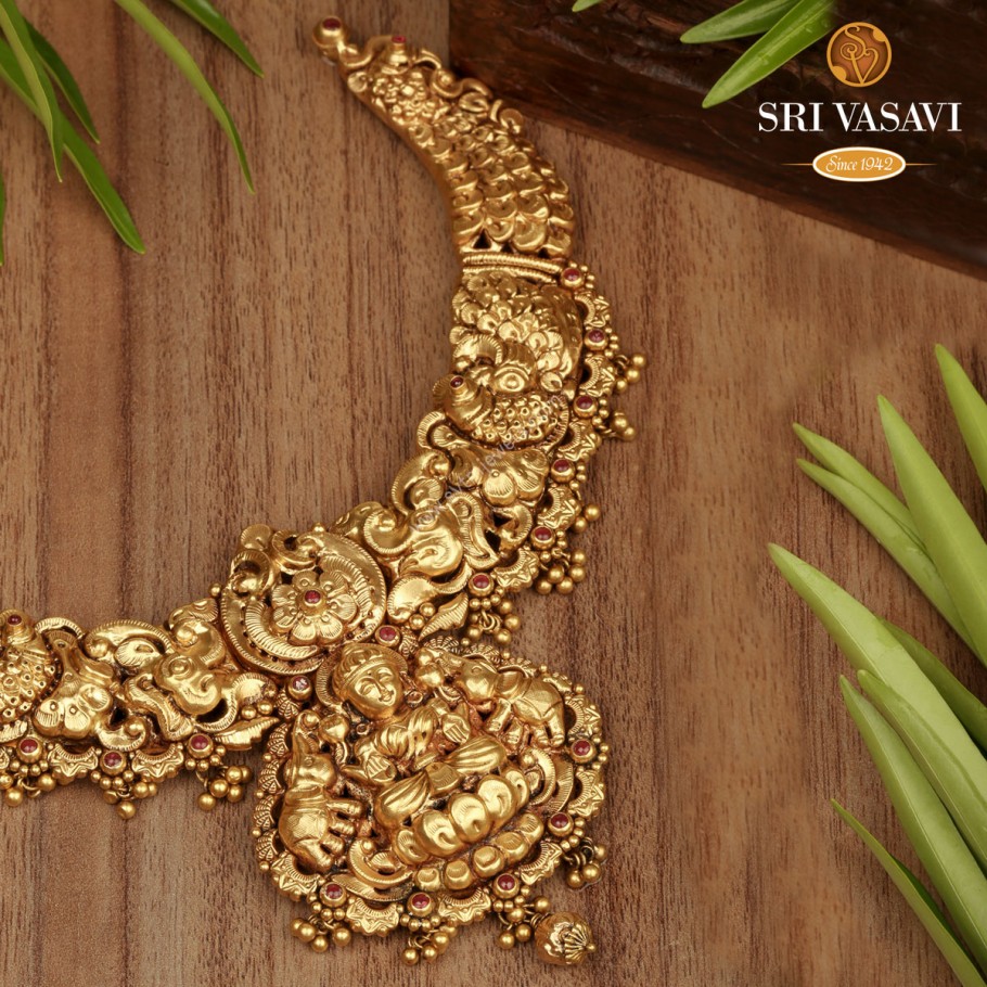 Fascinating Shivaayai Necklace