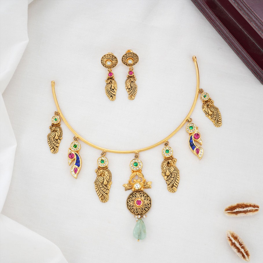 Anisha Hasli Necklace Set