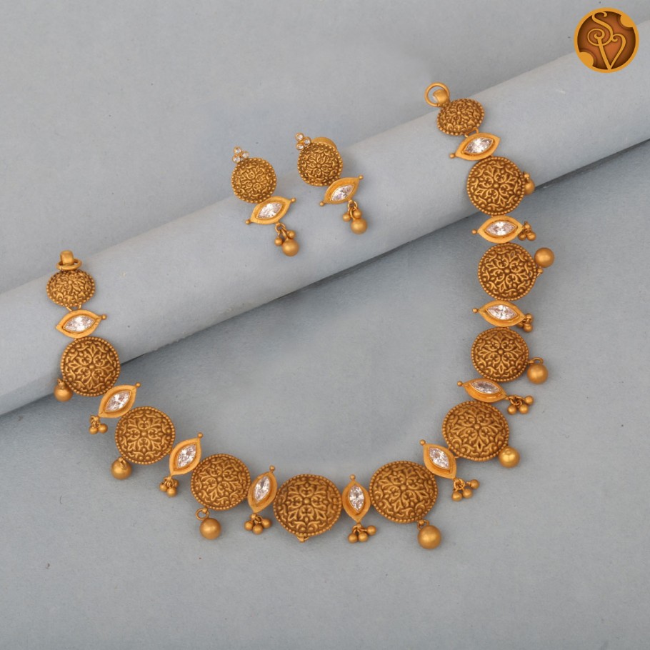 Shuhil Antique Necklace Set