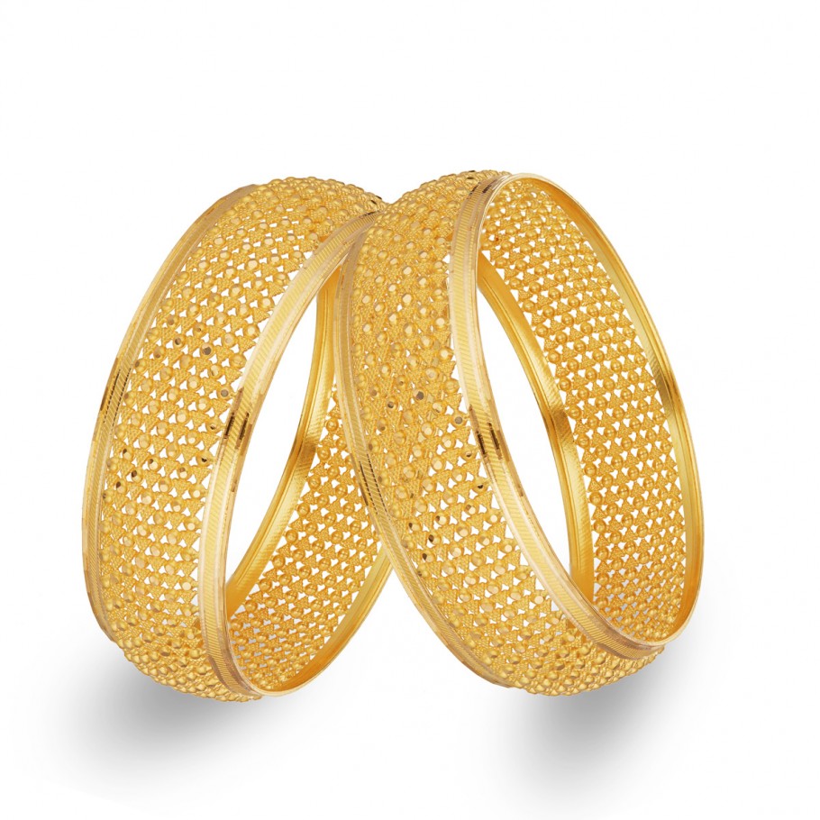 Buy 4 Indian Bangles Set, 22k Gold Plated, 4 Bangles Set, Traditional  Indian, Wedding Bangles, Bracelet Set, Kadas, Mix N Match Online in India -  Etsy | Gold bangles design, Solid gold
