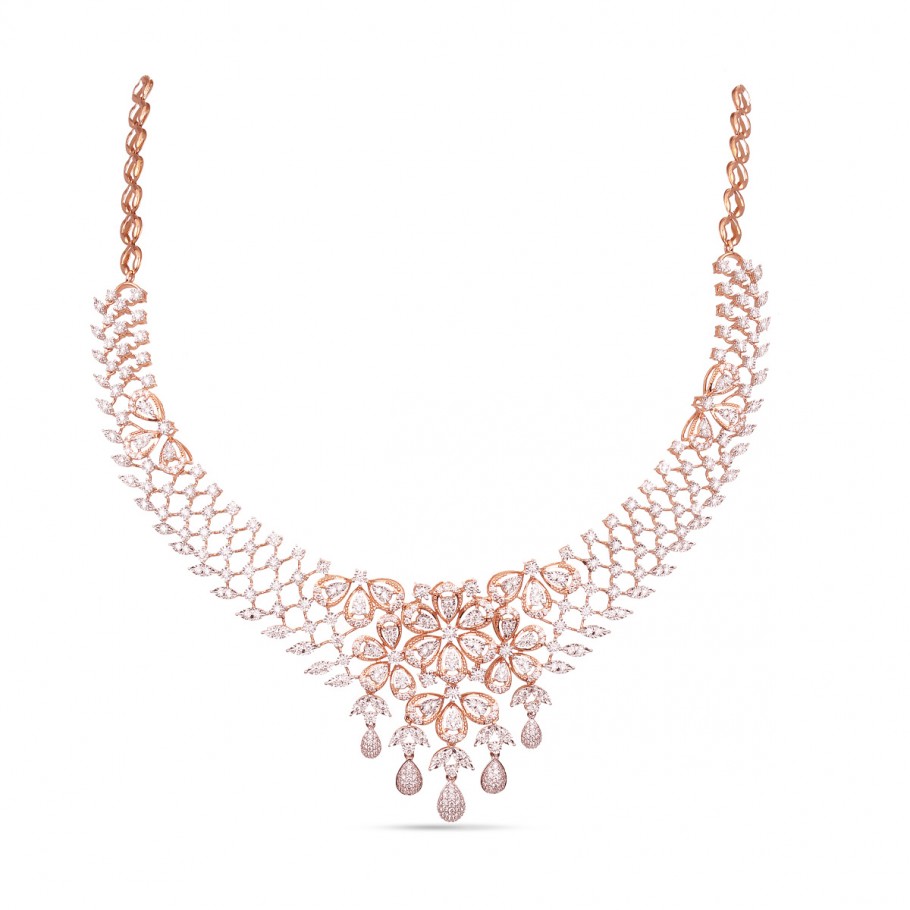 Engrave Diamond Necklace