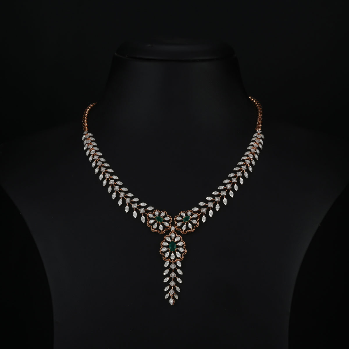 Iryan Diamond Necklace